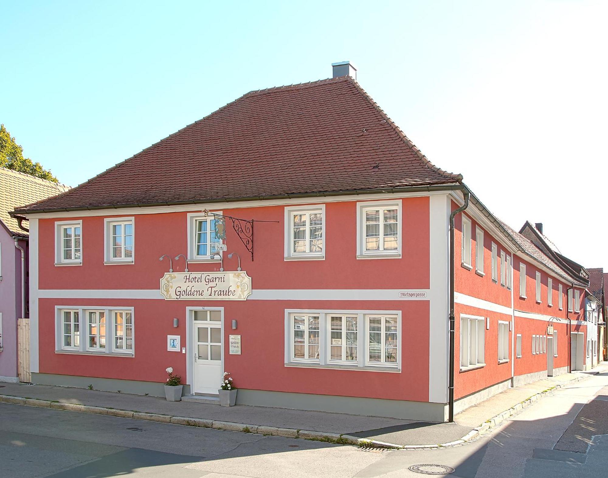 Hotel Garni Goldene Traube Bad Windsheim Esterno foto