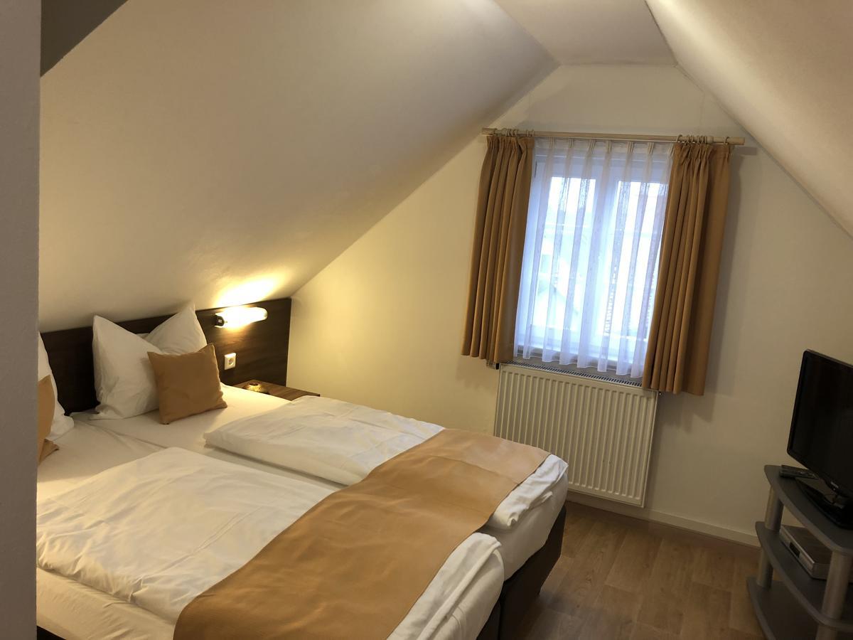 Hotel Garni Goldene Traube Bad Windsheim Esterno foto